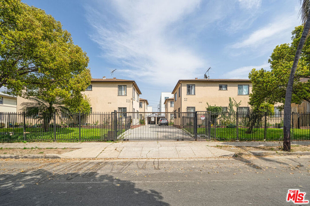 914 S Gramercy Drive - Photo 1
