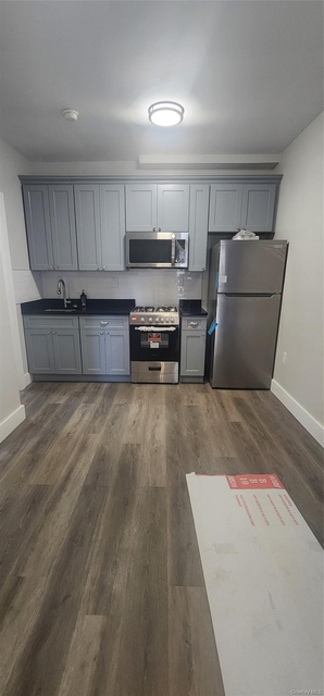 10647 Sutphin Boulevard - Photo 1