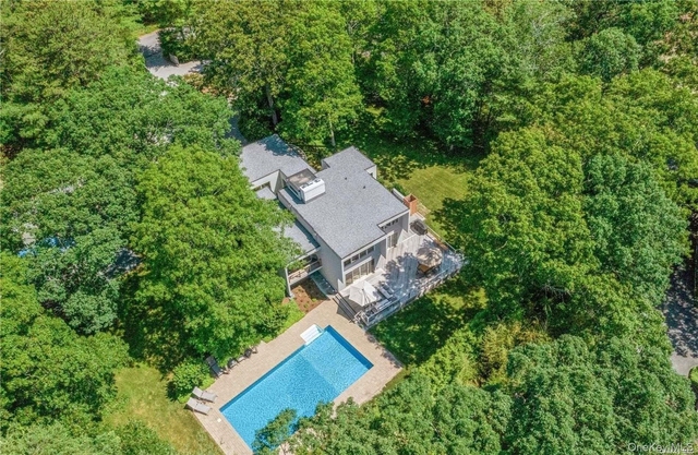 19 Woodland Way - Photo 1