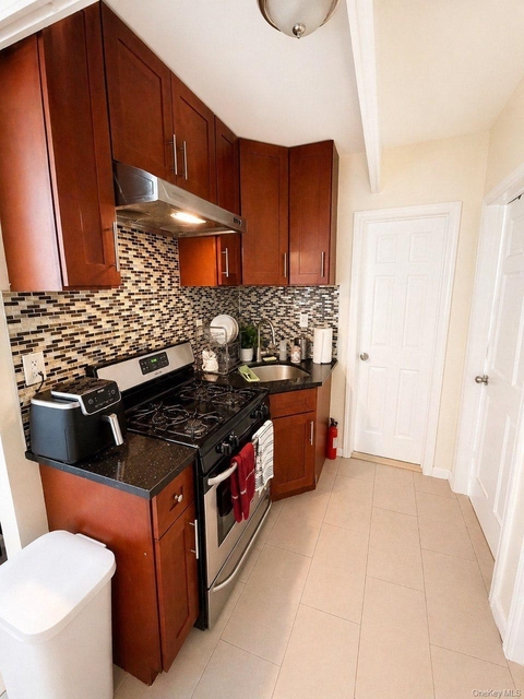 8269 166th Street - Photo 1