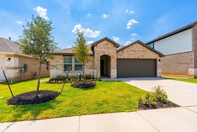 1832 Dandy Brush Dr - Photo 1