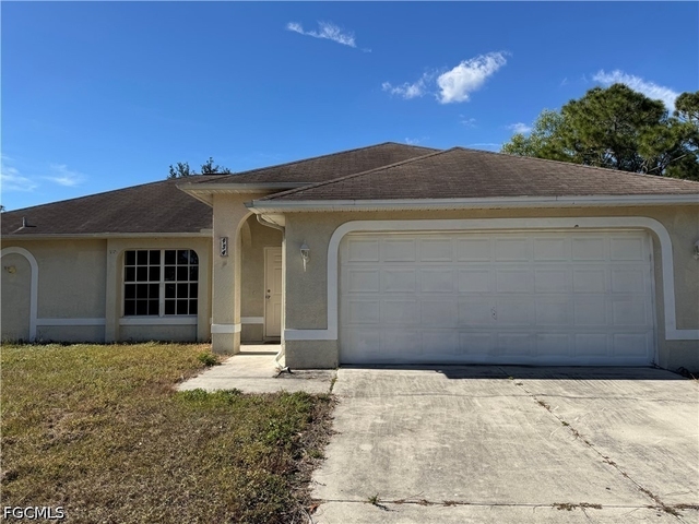 934 Garnet Avenue - Photo 1