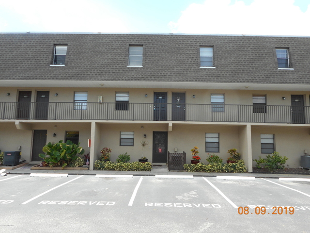 1010 Pine Tree Drive - Photo 1
