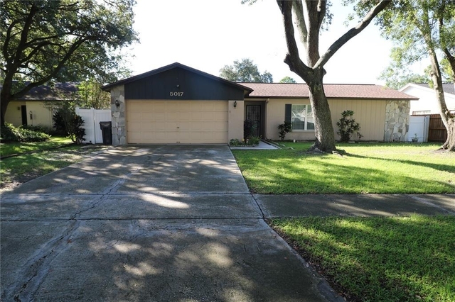 5017 Oakshire Dr - Photo 1