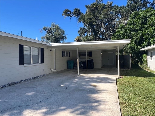 2406 Musselwhite Ave - Photo 1