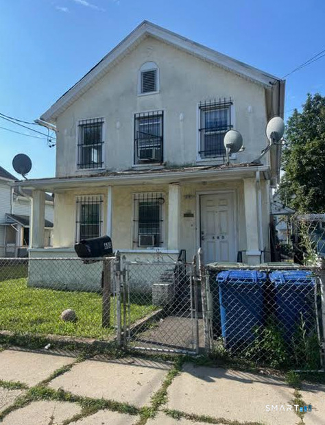 680 Ogden Street - Photo 1