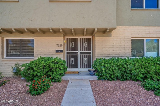 7639 E Montecito Avenue - Photo 1