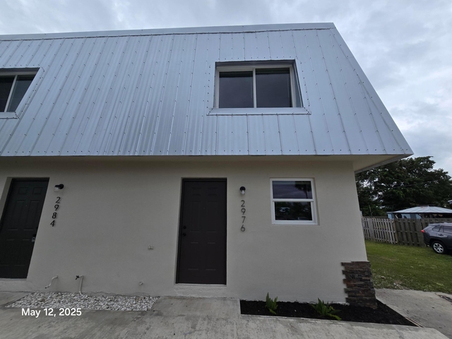 2976 Se Bonita Street - Photo 1