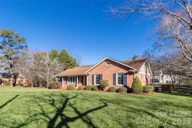 6618 Castlegate Drive - Photo 1
