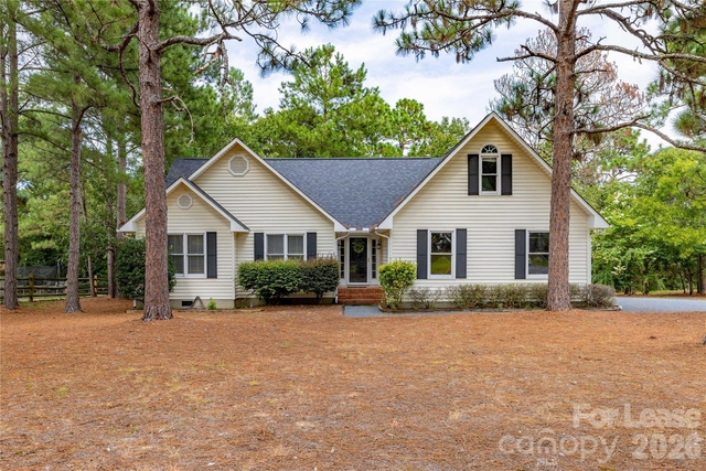 102 Seminole Court - Photo 1