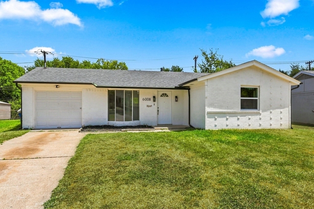 6008 Golden Gate Drive - Photo 1