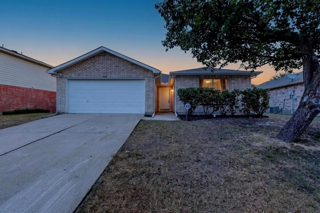 625 Spillway Drive - Photo 1
