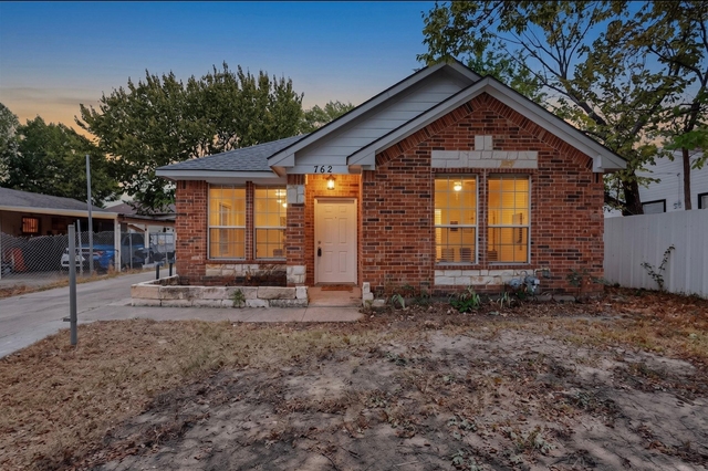 762 Bethpage Avenue - Photo 1