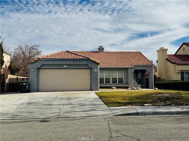 44266 27th W - Photo 1
