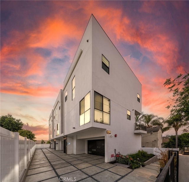 109 N Westlake Avenue - Photo 1