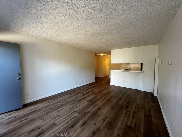 3920 Marathon Street - Photo 1