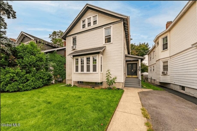 688 Myrtle Avenue - Photo 1