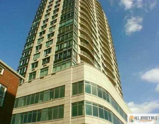 1 Spring Street - Photo 1
