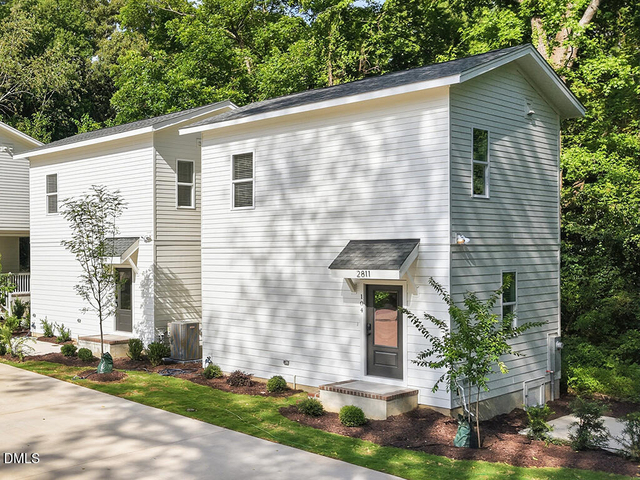 2813 Wilcox Place - Photo 1