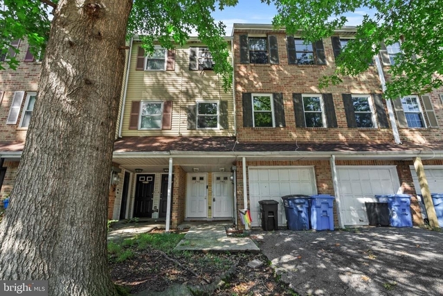 206 A Chaucer Court - Photo 1