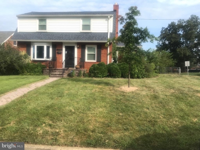 2501 Gaither Street - Photo 1