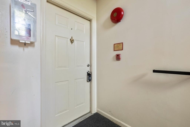 2401 Normandy Square Place - Photo 1