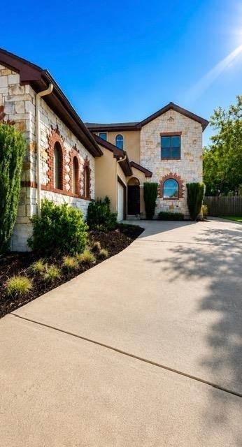 1405 Delsie Dr - Photo 1
