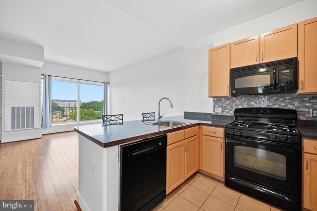 800 4th Street Sw - Photo 1