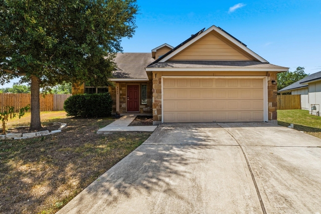 4400 Belfield Ln - Photo 1
