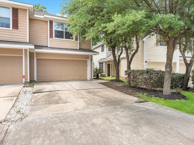 17531 Olympic Park Lane - Photo 1