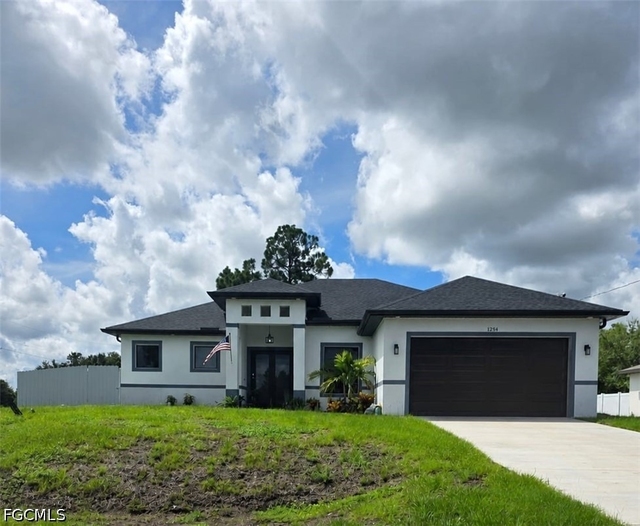1254 Nimitz Boulevard - Photo 1