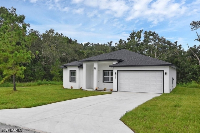 205 Australian Drive - Photo 1