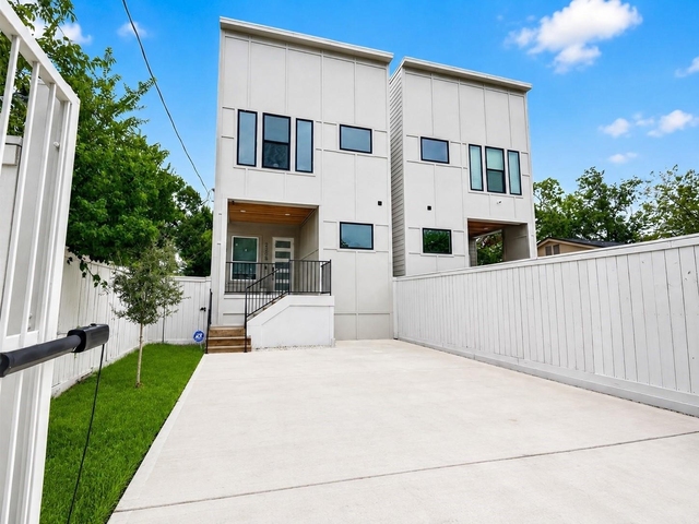 2208 Bleker Street - Photo 1