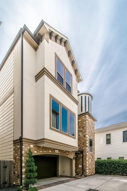 1610 Knox Street - Photo 1