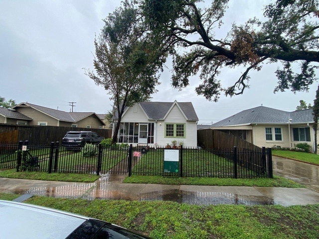 1005 Dorothy Street - Photo 1