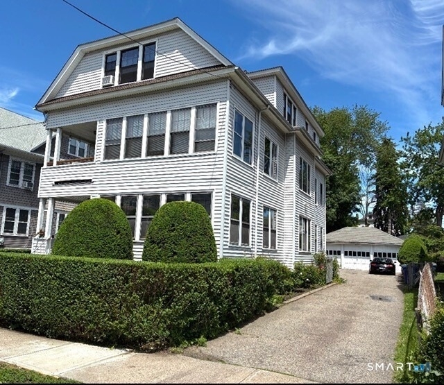 82 Scofield Avenue - Photo 1