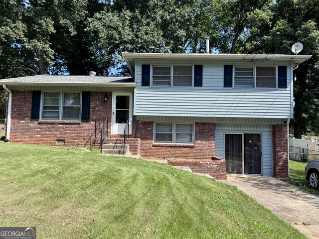 430 Windsor Drive - Photo 1