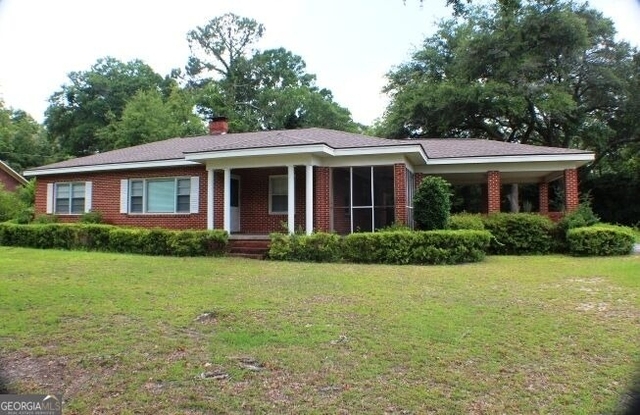 106 Oakhurst Drive - Photo 1