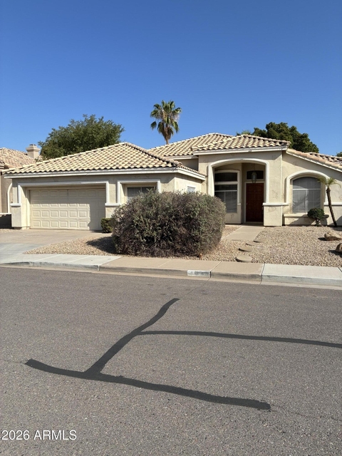 3170 W Drake Street - Photo 1