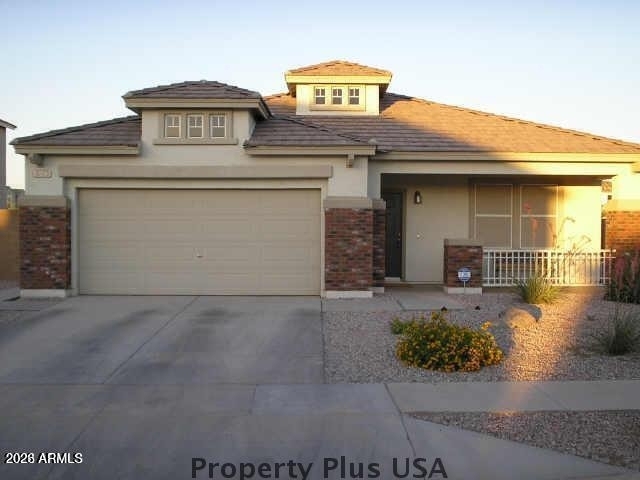 6813 S 39th Drive - Photo 1