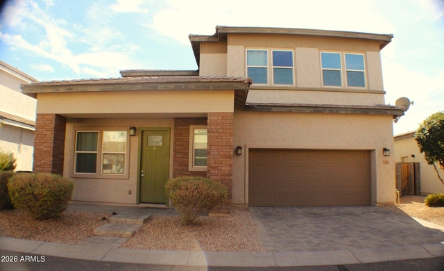 15715 W Melvin Street - Photo 1