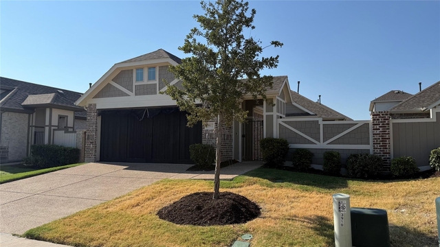3912 Goldfinch - Photo 1