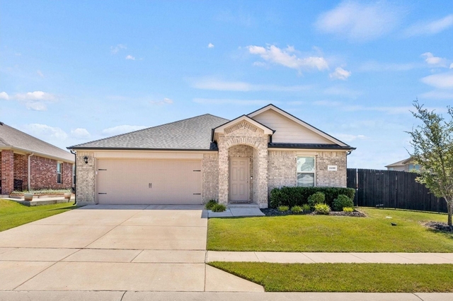 1400 Chrome Street - Photo 1