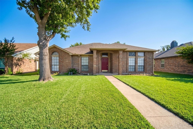 9421 Willard Street - Photo 1
