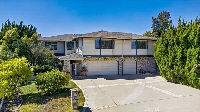 28917 Scotsview Drive - Photo 1