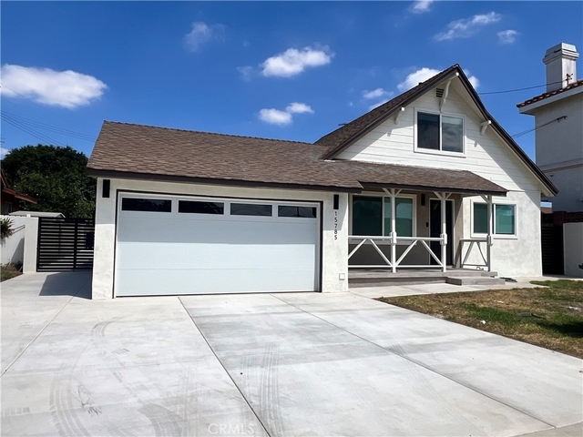 15785 Stanbrook Drive - Photo 1