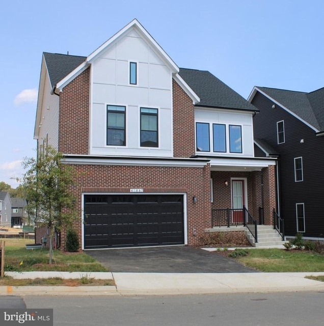 41887 Night Nurse Circle - Photo 1