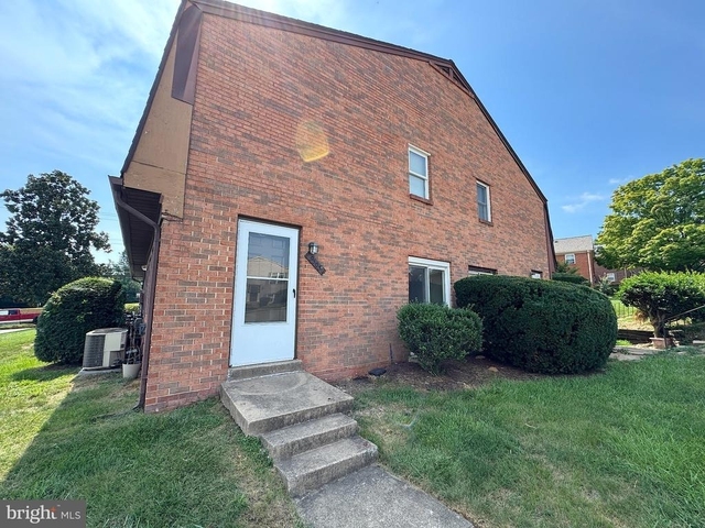 9503 Hagel Circle - Photo 1