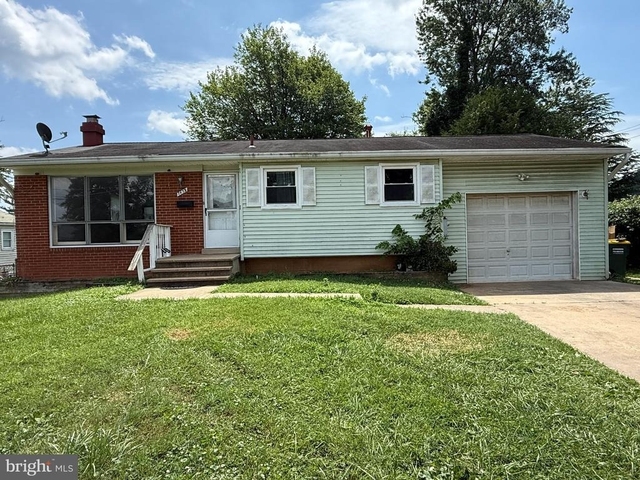 7433 Tillman Drive - Photo 1