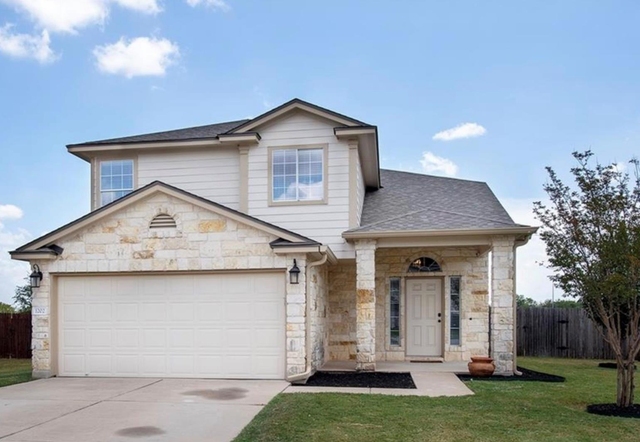 1202 Hensley Dr - Photo 1